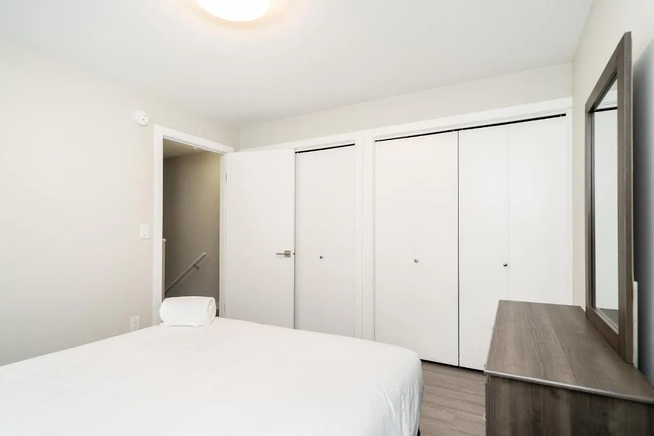 372 Enfield Crescent, 2 Villa Winnipeg